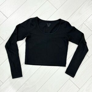 Black long sleeve Gillian top from Brandy Melville
